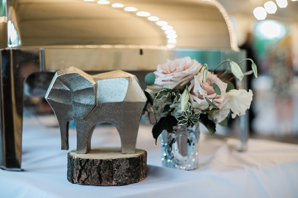 houston zoo wedding table decor